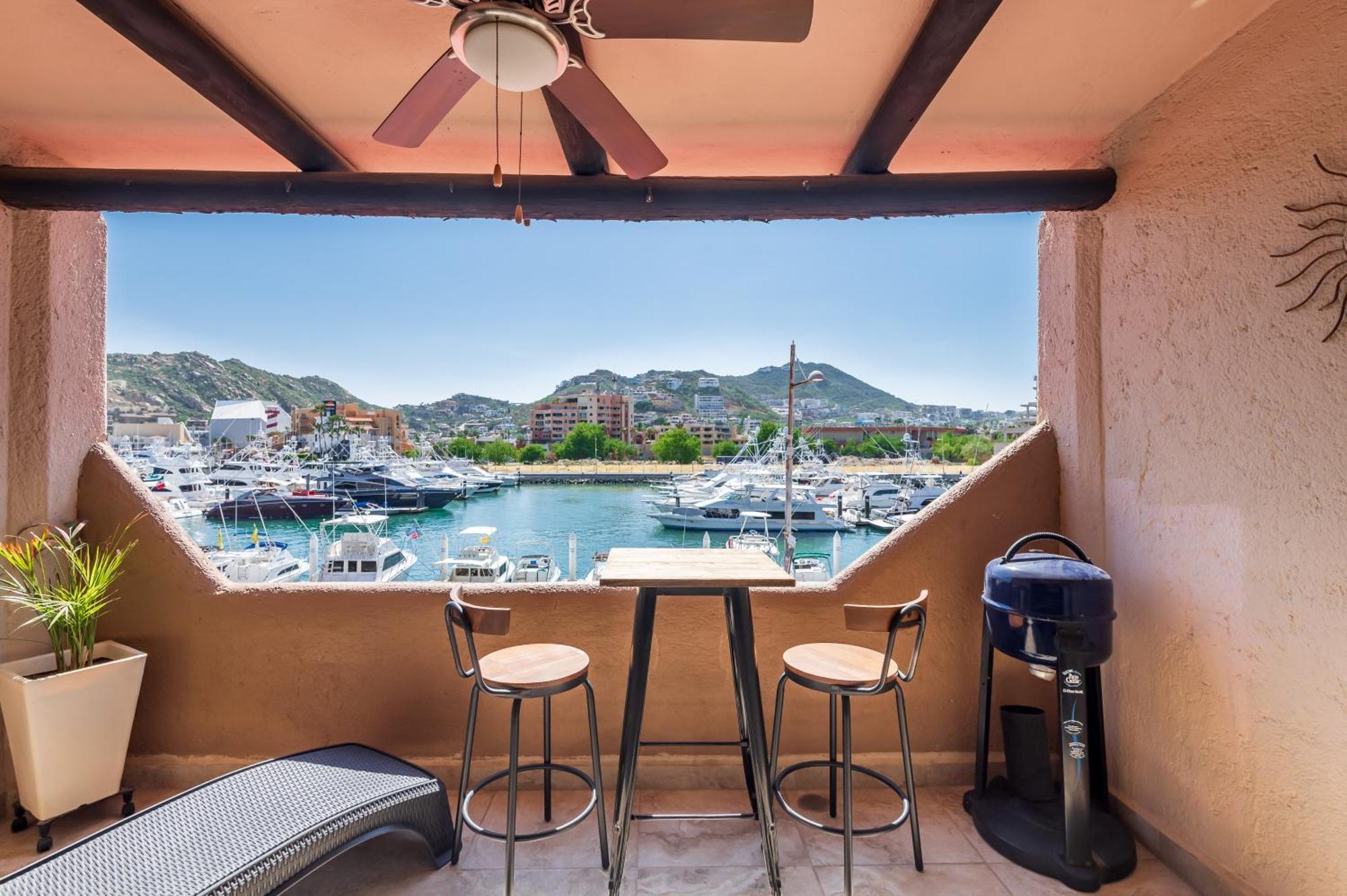 Marina Cabo Plaza Town & Beach Condos Кабо-Сан-Лукас Екстер'єр фото